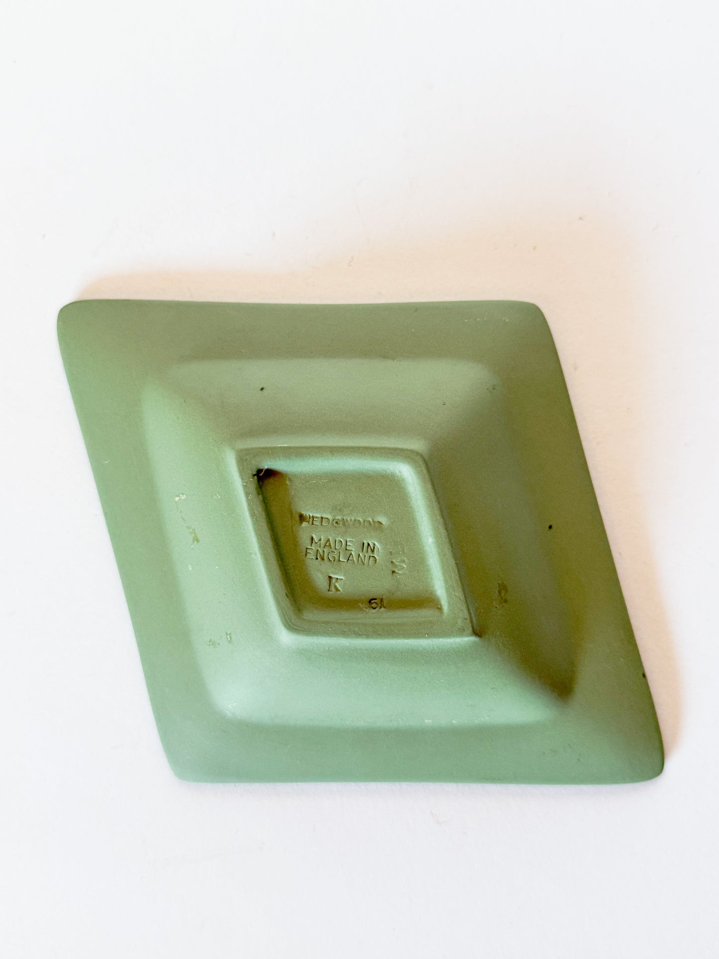 1960s Wedgwood Green Jasperware Diamond trinket dish